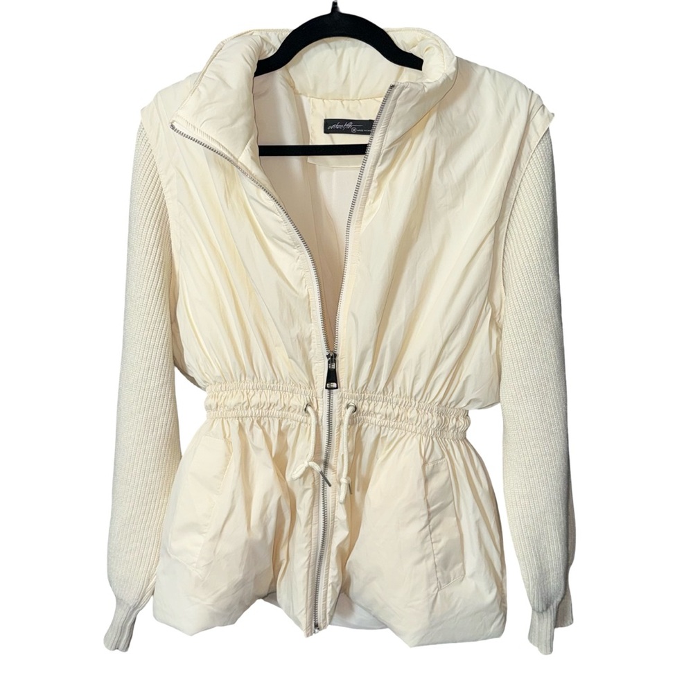 NWOT JACKET ON TWELFTH
Cinched Waist - Cream- Medium- NWOT